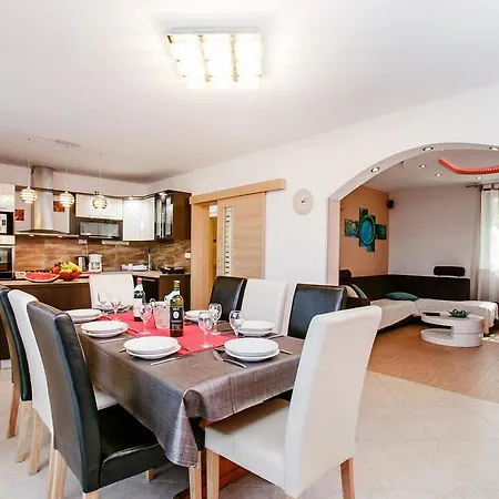 Luxury With A Swimming Pool Milna, Brac - 5650 * Milna (Brac)