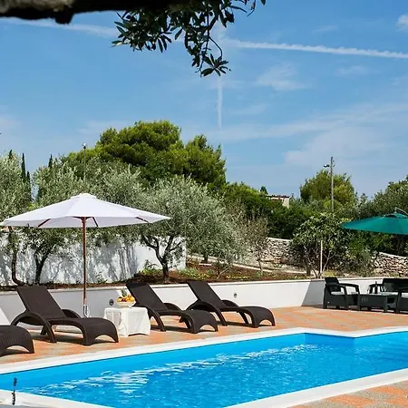 Luxury With A Swimming Pool Milna, Brac - 5650 Villa