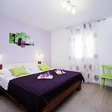 Luxury With A Swimming Pool Milna, Brac - 5650 *